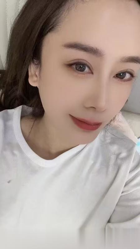 杭州东站D奶妹妹-1.jpg